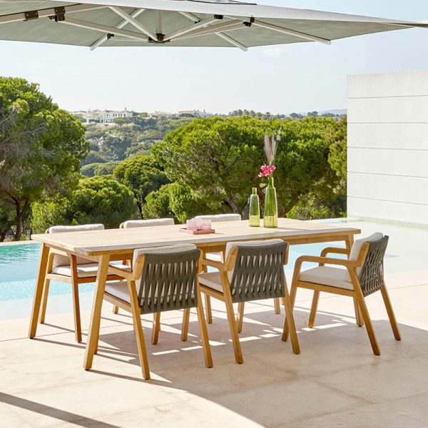 Outdoor Tables and Chairs – Perfect for Five-Star Luxury Hotel Guest Rooms