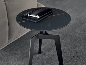 طاولة جانبية حديثة من Nordic Rock – أناقة أنيقة وعملية