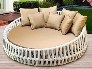 سرير خارجي برباط قابل للتعديل – فاخر للاسترخاء