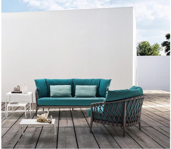 Outdoor Rattan Sofa – Luxury and Comfort for Your Outdoor Living Space