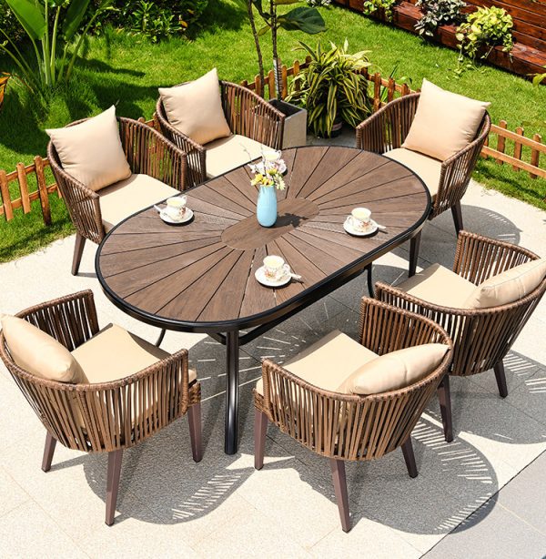 Outdoor Table and Chair Set – Perfect for Five-Star Luxury Hotel Guest Rooms