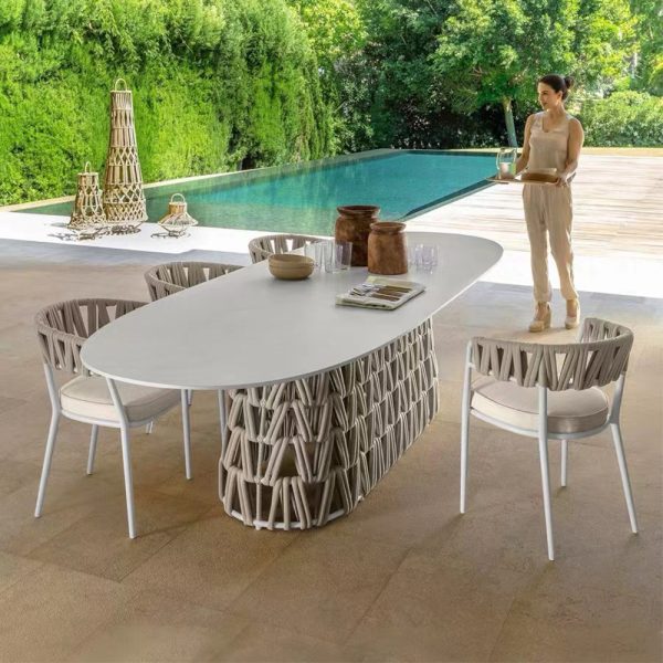 Platform Dining Table Outdoor – Stylish and Durable for Your Outdoor Space