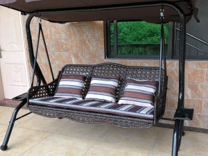 Cradle Courtyard Autumn Bed – Embrace the Cozy Comfort of Autumn