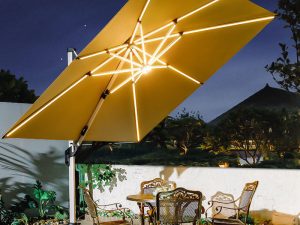 Villa Gangbustin Solar Umbrella – Elegance and Energy Efficiency for Outdoor Living