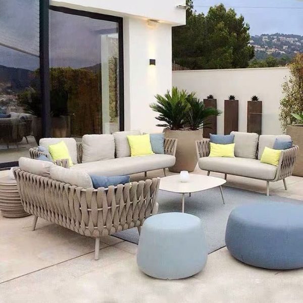 Nordic Outdoor Sofa – Combining Comfort and Minimalist Design for Stylish Outdoor Spaces