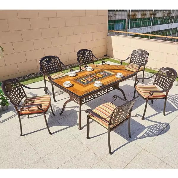 Restaurant Outdoor Dinner Table Set for 6 – Elegant and Durable Dining Solution