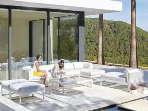 Outdoor Garden Furniture Sofa Set – Luxury and Comfort for Your Outdoor Living Space