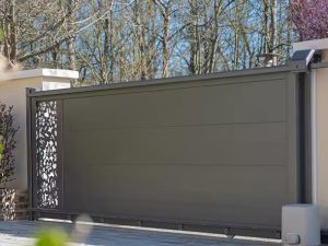 Customized European Style Laser-Cut Screen House Aluminum Sliding Gate – Elegance and Security Combined