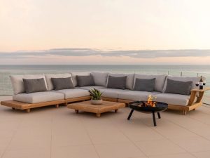 Outdoor Nordic Solid Wood Sofa – Luxurious Comfort and Timeless Design