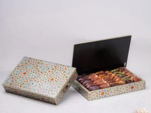 Fancy Paint Nuts Wood Packing Luxury Middle East Chocolate Gift Box - Exquisite and Elegant Gift Solution