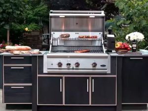 Outdoor Kitchen 3-Burner Grill – Commercial Dual Fuel Barbecue with Lifting Function