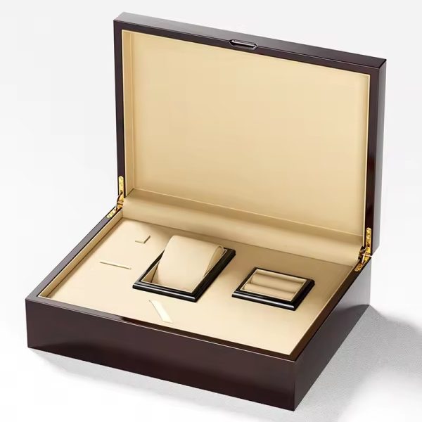 Good Quality Piano Finish Luxury Wooden Watch Gift Box - Unique Single Slot Case