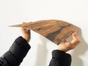 بلاط مرن ناعم مقاوم للحريق مخصص – شعور طبيعي للديكور المنزلي