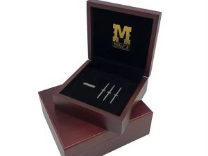 Custom Wooden Medal Box - Elegant Wooden Souvenir Medal Badge Display Packaging Box