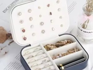 Wholesale Personalized Ring and Necklace Storage Travel Carry Jewelry Package Box - Stylish and Functional Organizer