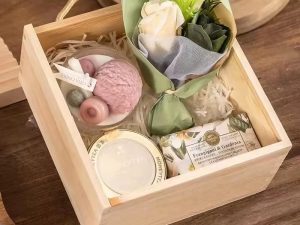 Disassembly Wooden Box Construction Puzzle Gift Box