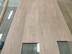 Luxury Plastic Grain SPC Flooring – Waterproof Vinyl Flooring for Indoor Spaces