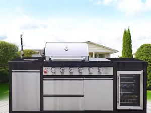 Luxury Outdoor Stainless Steel Kitchen with Gas BBQ Grills – Perfect for Five-Star Hotels