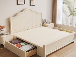 سرير أمريكي من الخشب الصلب باللون الأبيض - أناقة ومتانة لا تنتهيان مع الزمن لغرفة نومك