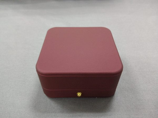 Round Corner Gold Buckle Bracelet Jewelry Package Box with Wine Red Leather