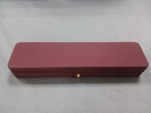 Rounded Corner Gold Buckle Bracelet Jewelry Package Box with Red Leather