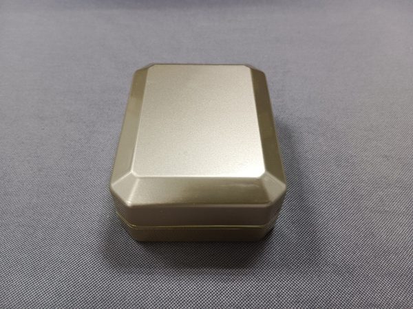 Octagonal Lamp Pendant Jewelry Package Box with Outer Gold and Inner Gray