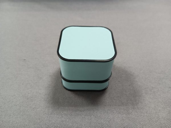 Small Ring Jewelry Package Box with Rounded Corners and Protruding Edges