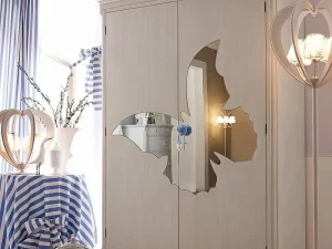 Wardrobe & Shelf